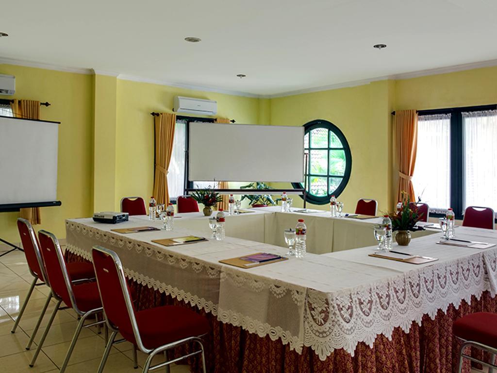 Margo Utomo Eco Resort Kalibaru Exterior photo